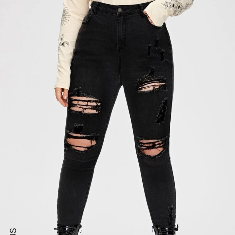 SHEIN black ripped jeans